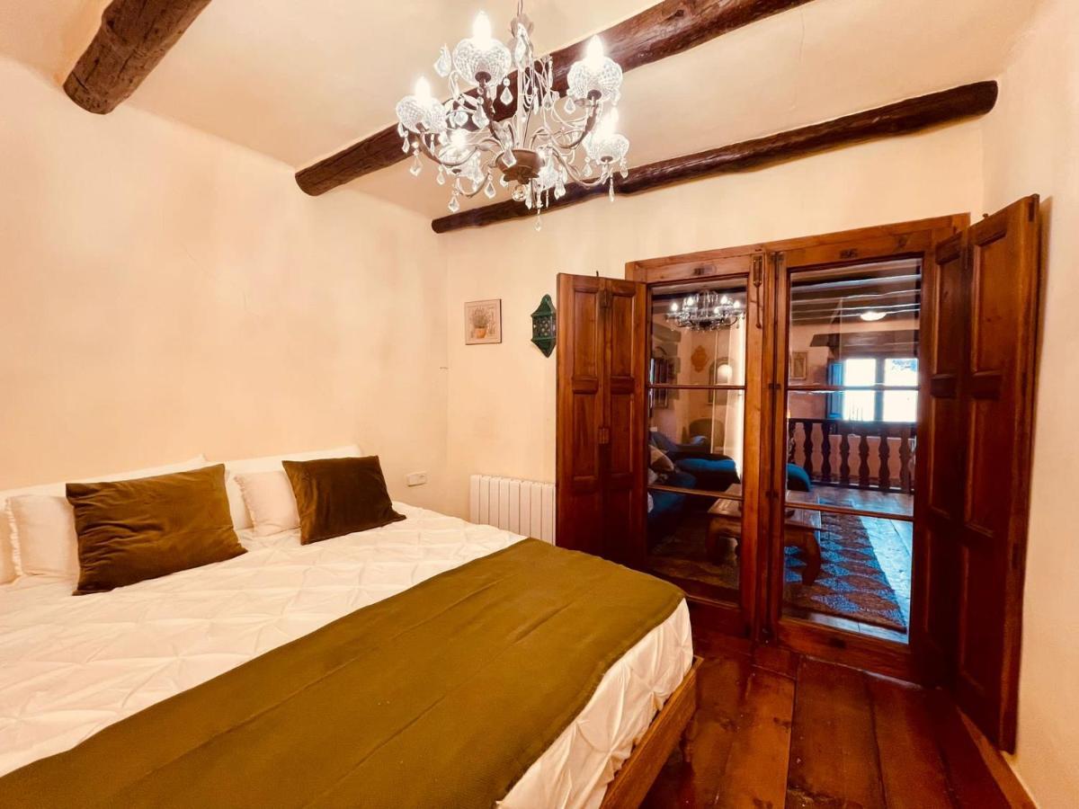 Autentica Casa Del Sxvii En La Costa Brava Cruïlles Esterno foto