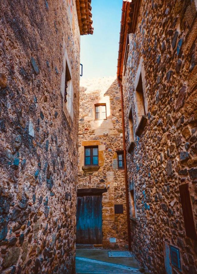 Autentica Casa Del Sxvii En La Costa Brava Cruïlles Esterno foto