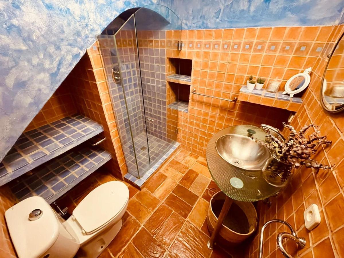 Autentica Casa Del Sxvii En La Costa Brava Cruïlles Esterno foto