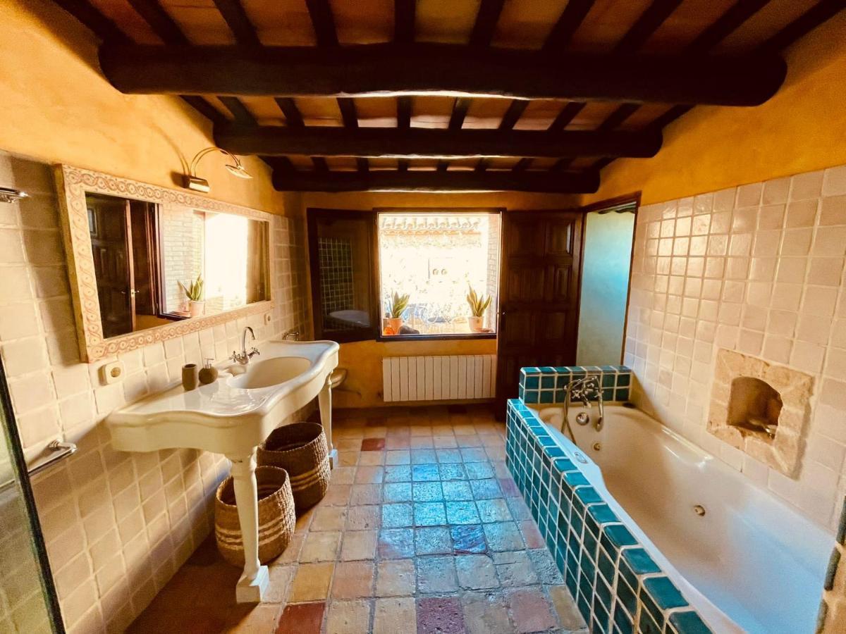 Autentica Casa Del Sxvii En La Costa Brava Cruïlles Esterno foto
